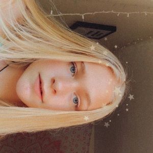 Meet your Posher, Alaina